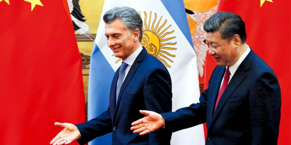 América Latina ve a China como fuente de préstamos y mercado potencial. En la imagen, Mauricio Macri, el presidente argentino, con su homólogo chino, Xi Jinping.
