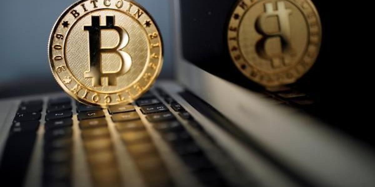 El bitcoin se desplomó a US$5.780 el domingo.