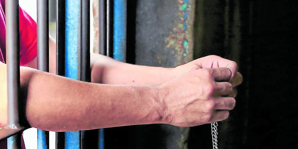A La Tramacúa han sido trasladados 146 presos que se dedicaban a extorsionar desde la cárcel.