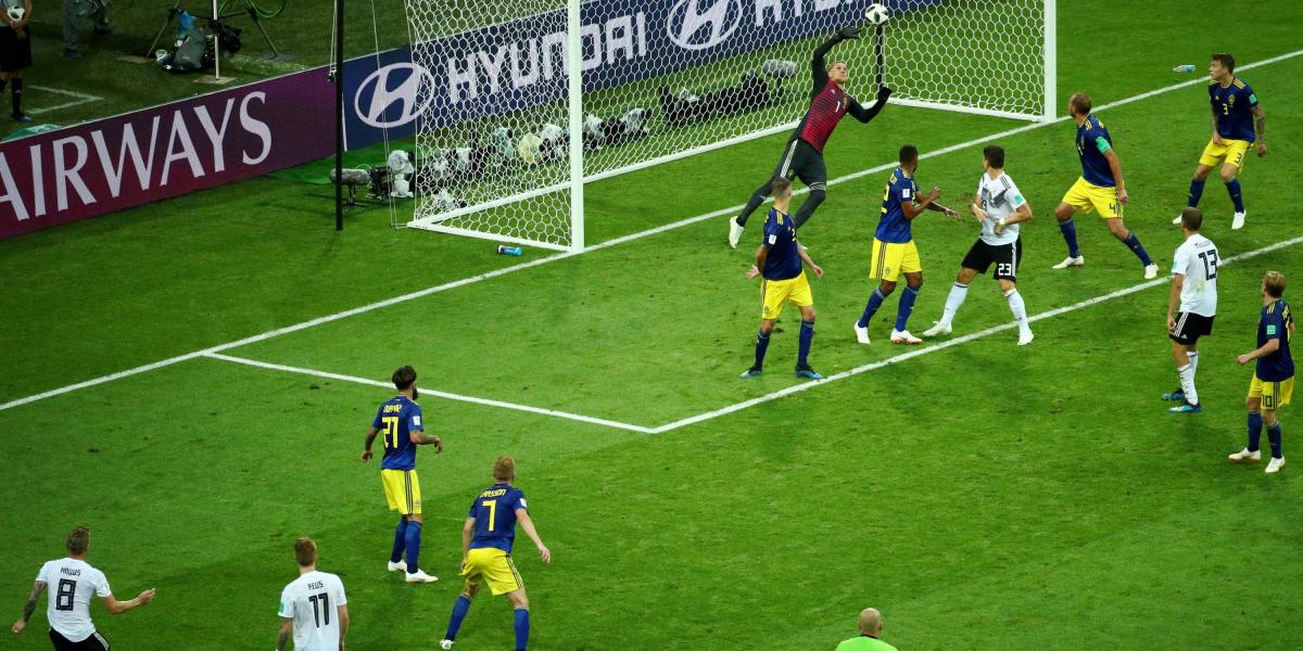El golazo de último minuto de Toni Kroos contra Suecia le dio vida a Alemania tras la derrota contra México en la primera ronda.