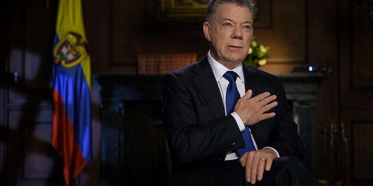 "Ser Presidente es un oficio único y lleno de desafíos", escribió Santos en su cuenta de Twitter.