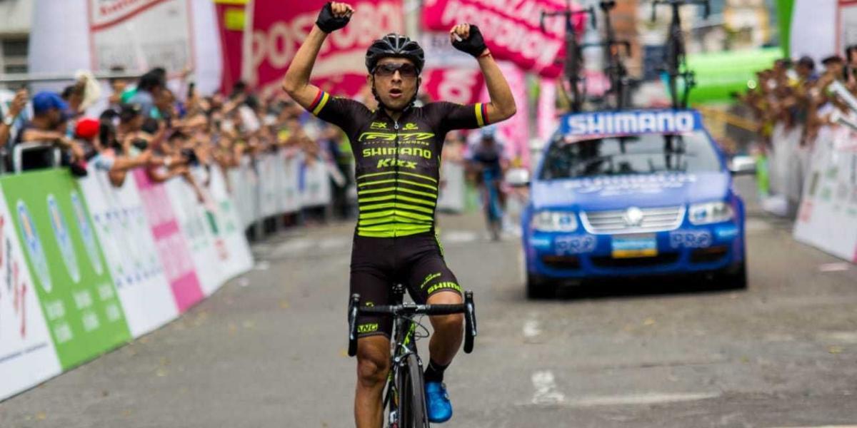 Wálter Pedraza, ganador de la etapa con final en Ibagué, de la Vuelta a Colombia 2018.