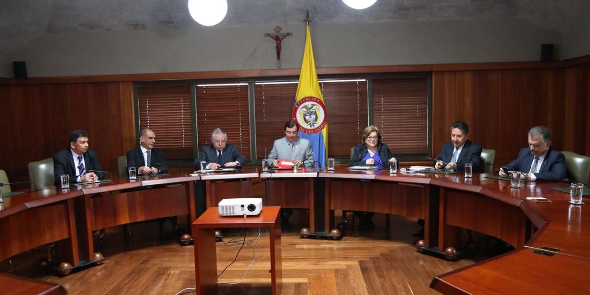 En la reunión estuvieron los presidentes de las altas Cortes junto con la nueva ministra de Justicia, Gloria María Borrero.