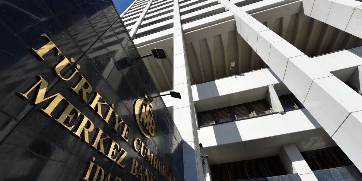 Vista del Banco Central turco en Ankara. La entidad anunció la apertura de una licitación para depositar dólares a cambio de liras con un tipo de interés del 19,25 %,