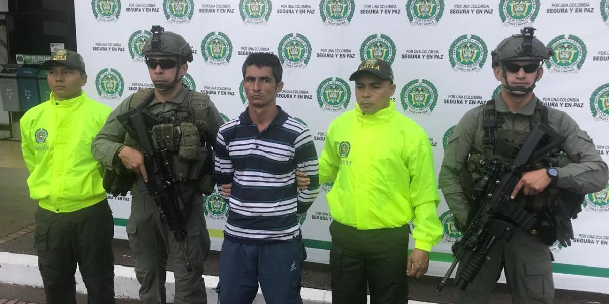 La captura se registró en Paujil, Caquetá. Estaba encargado de el cobro de extorsiones en Caquetá, Guaviare y Meta.