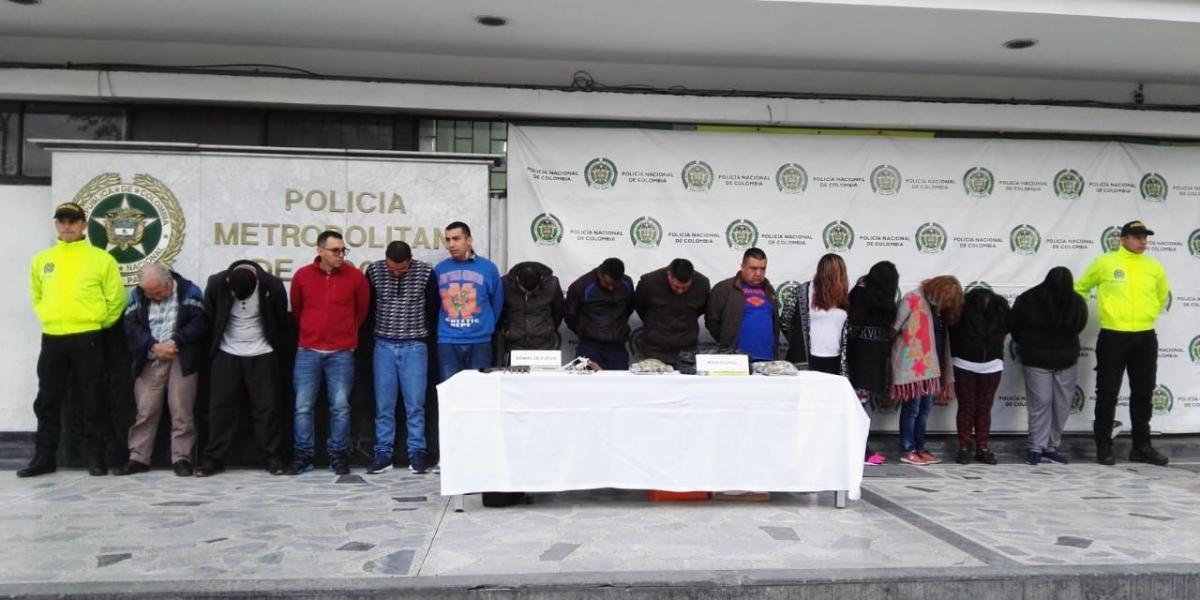 14 personas integrantes de una banda delincuencial dedicada al tráfico de estupefacientes fueron capturadas por la policía.