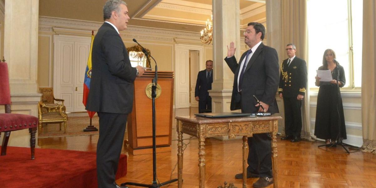 El exvicepresidente Francisco Santos se posesionó como embajador de Colombia ante los Estados Unidos.