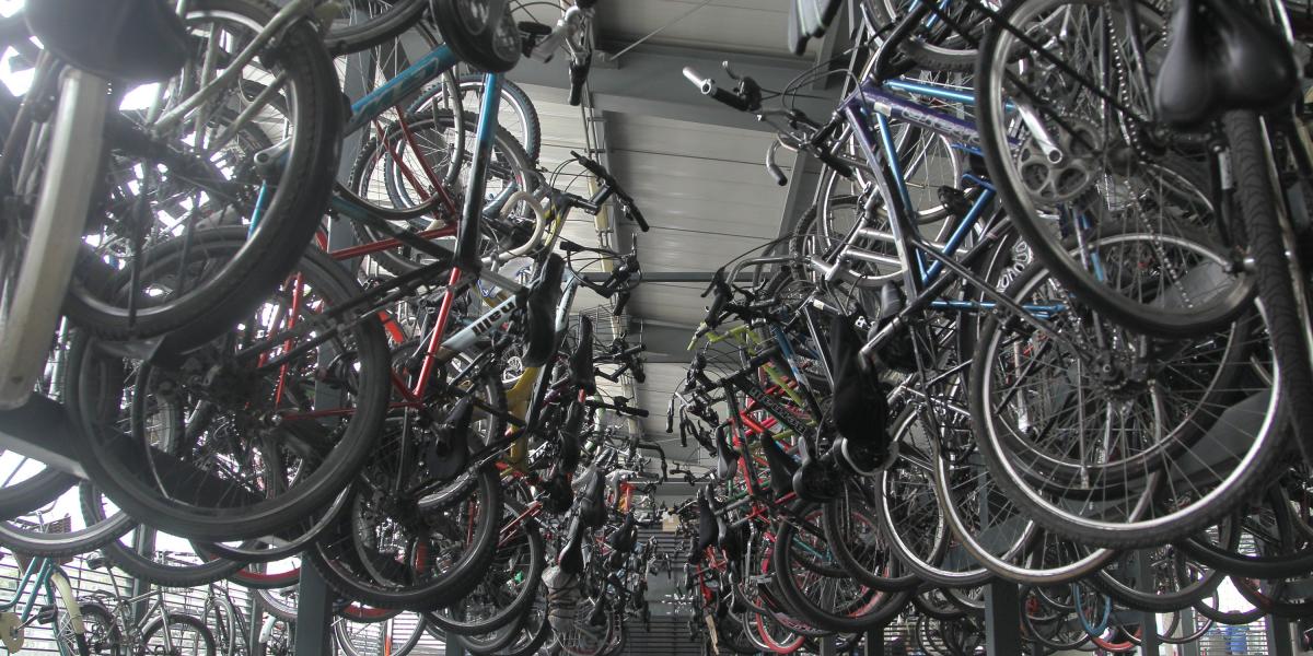 A pesar de los operativos para recuperar bicicletas hurtadas, biciusuarios reclaman más seguridad para capturar ladrones.