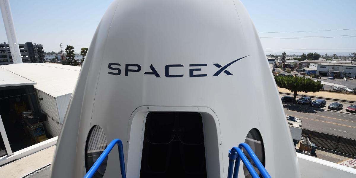 Elon Musk, propietario de Spacex, espera que este sea el primer paso hacia la democratización de los viajes al espacio.