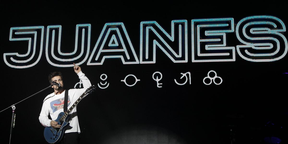 Juanes durante su concierto en Medellín, el 28 de septiembre.
