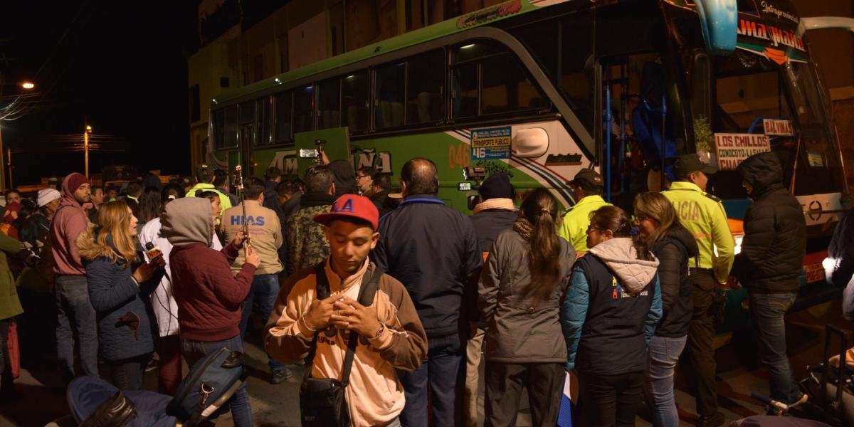 Cientos de venezolanos buscaban entrar a Perú el 24 de agosto pasado, un día antes de que entrara en vigencia la exigencia de pasaporte.