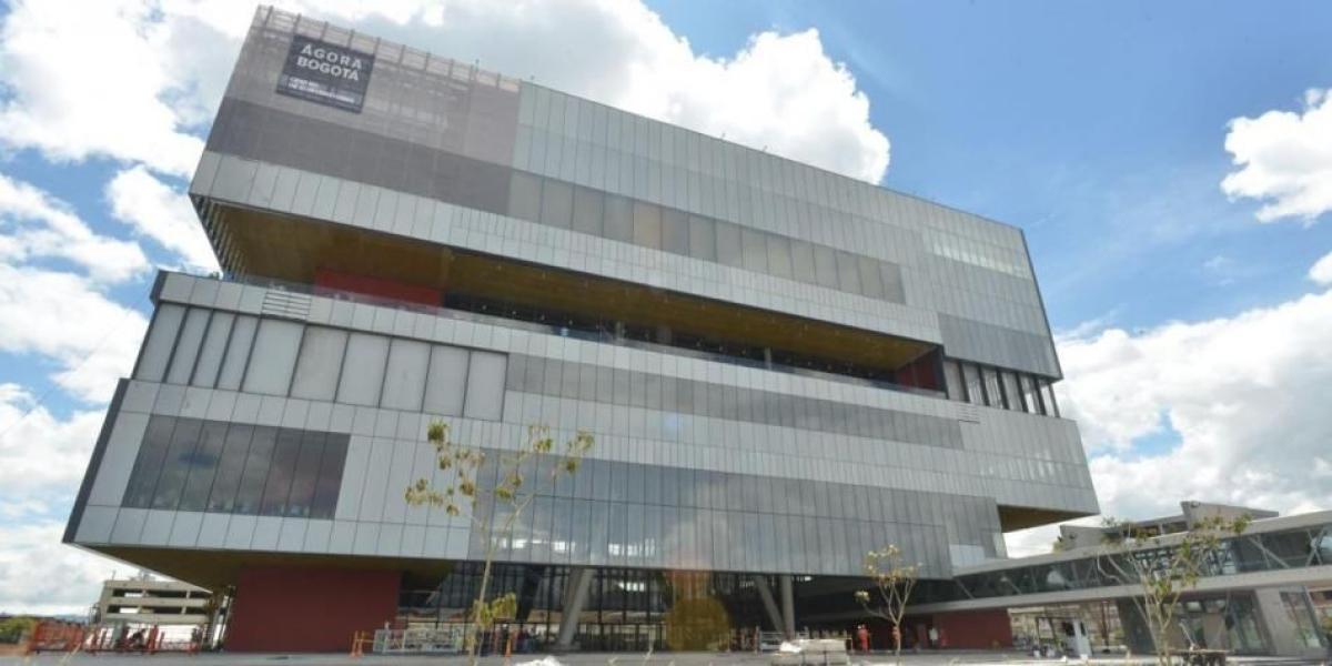 Este es el centro de convenciones Ágora Bogotá, que cuenta con una capacidad máxima de 4.000 personas.
