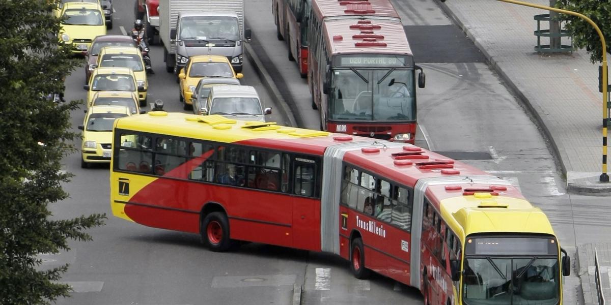 En Bogotá, distintos sectores han pedido buses eléctricos para TransMilenio.