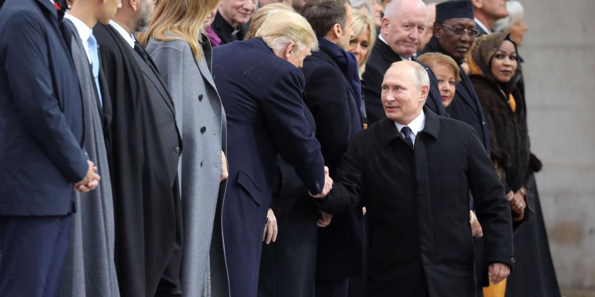 Encuentro entre el presidente ruso Vladimir Putin y el estadounidense Donald Trump en París.
