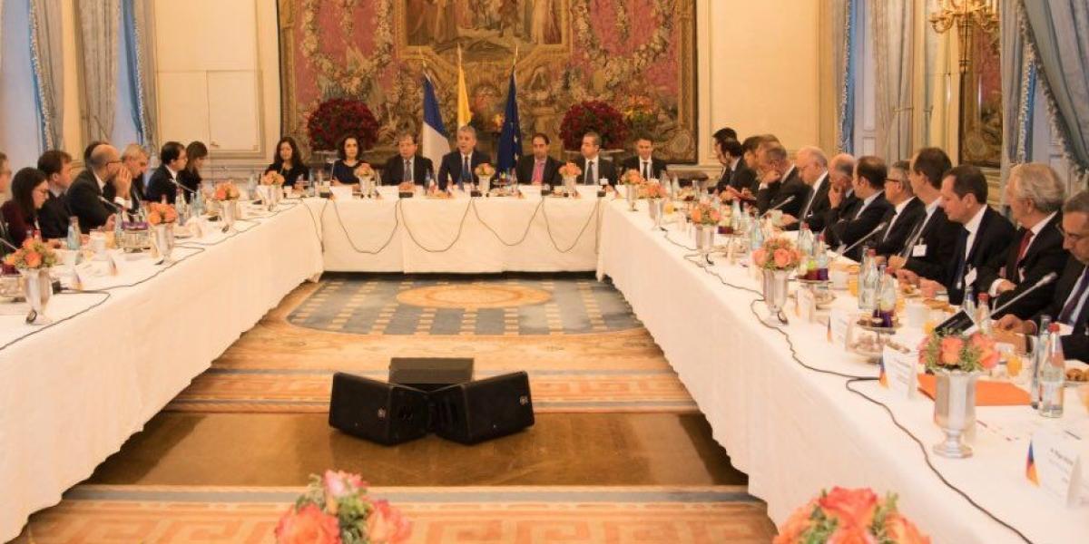 El presidente señaló que inversionistas de ese país generan unos 200 mil empleos formales en Colombia.