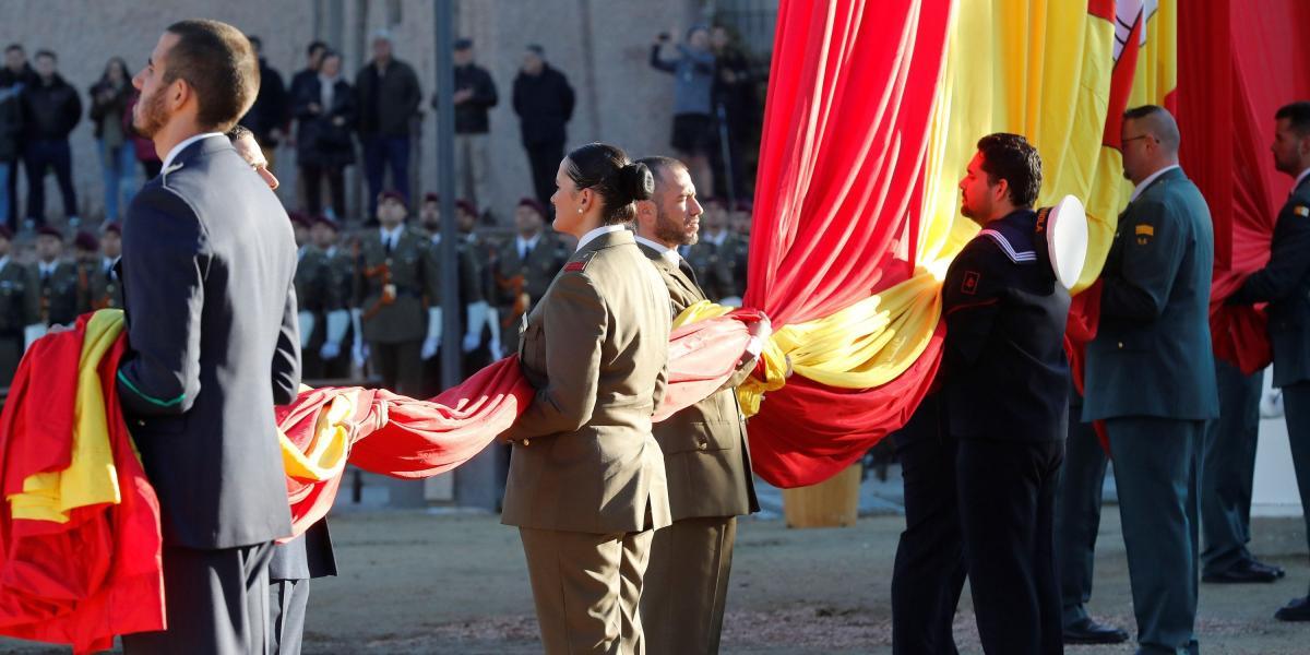 Miembros de las Fuerzas Armadas de España han participado de actos solmenes a propósito del Día de la Constitución este jueves.