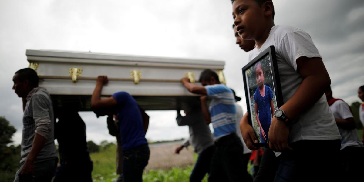 Jakelin Rosmery Caal Maquín, la niña guatemalteca que murió bajo custodia d ela GHuardia fronteriza de Ee. UU., fue sepultada ayer,