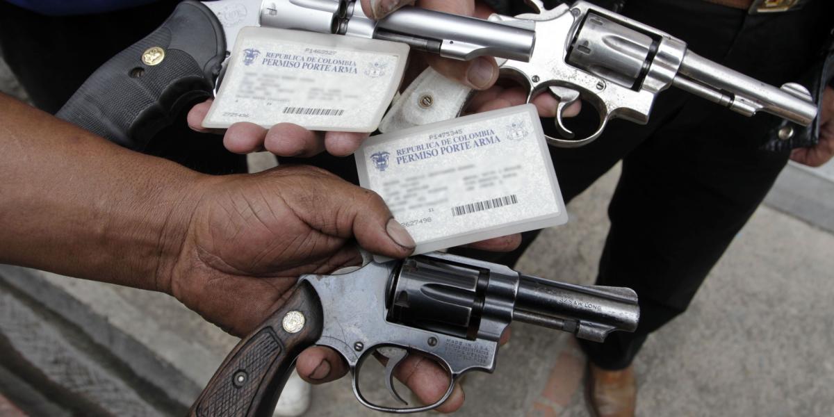 En Colombia hay tres clases de permisos de porte de armas.