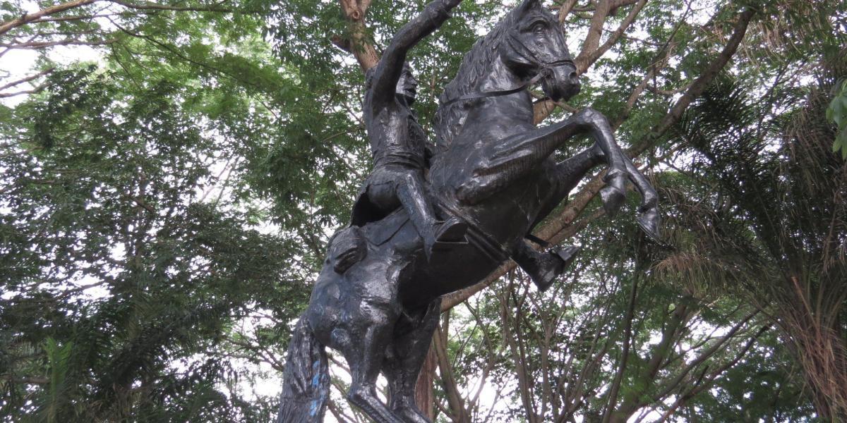 Monumento a Juan Nepomuceno Moreno en Paz de Ariporo (Casanare)
