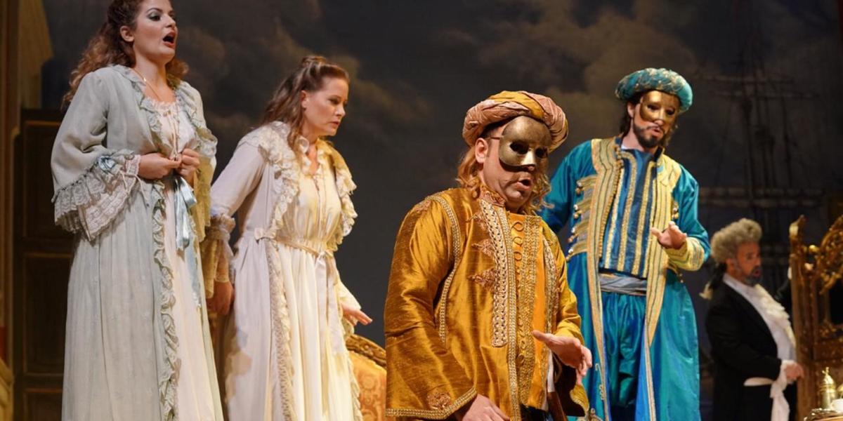 Lucrezia Drei, Elena Belfiore, Daniele Zanfardino y Gabriele Nani interpretan los roles principales en esta ópera de Mozart.