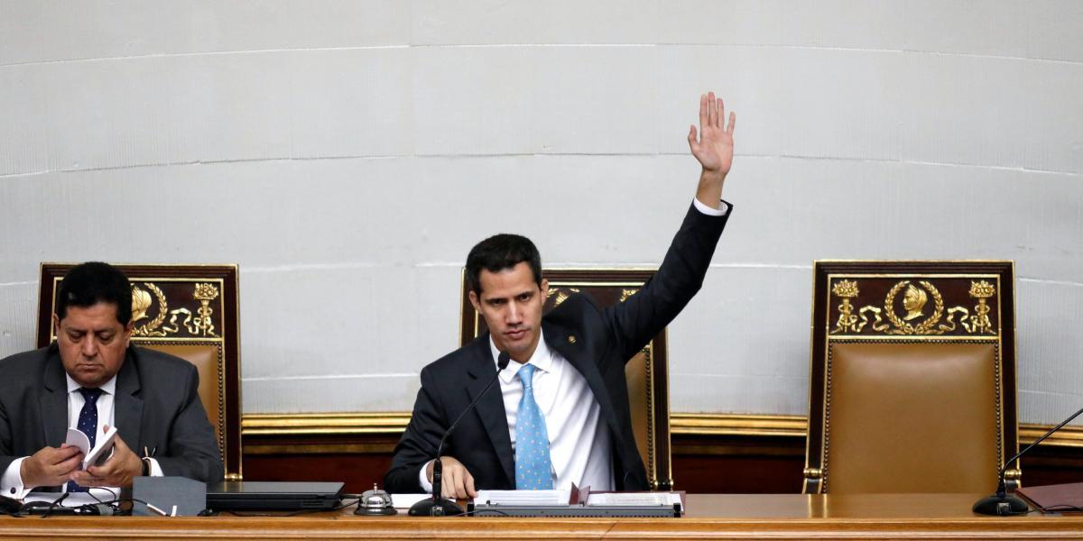 El presidente de la Asamblea Nacional de Venezuela, Juan Guaidó, durante la sesión de este martes.