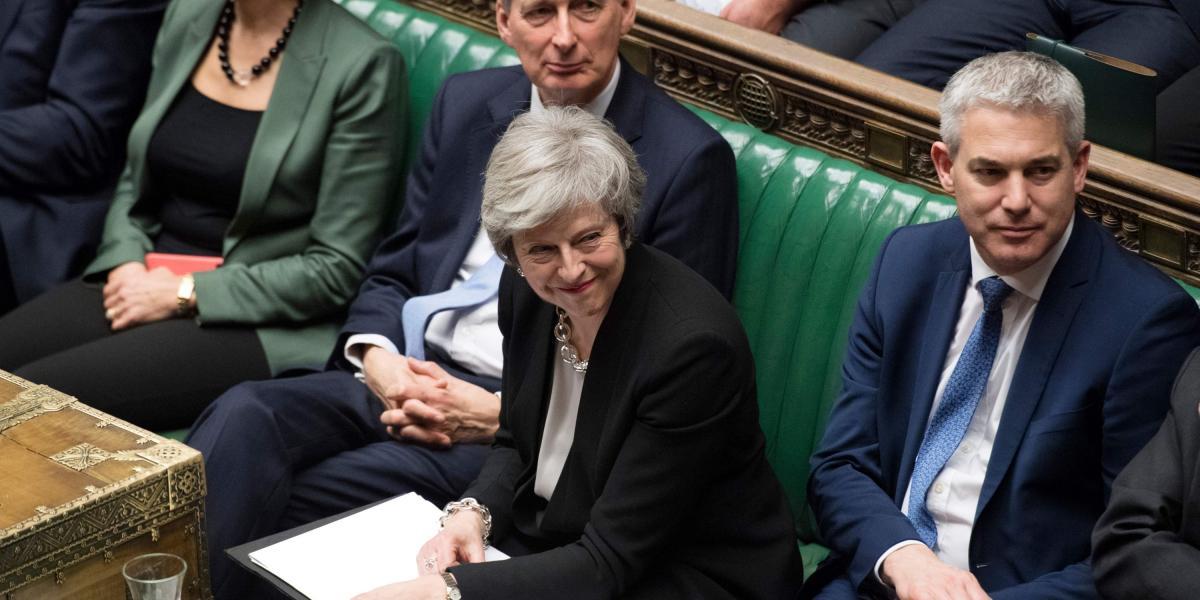 Theresa May, primera Ministra británica, em la sesión del Parlamento, que aprobó una proposición para que renegocie el acuerdo del 'brexit' con la Unión Europea.