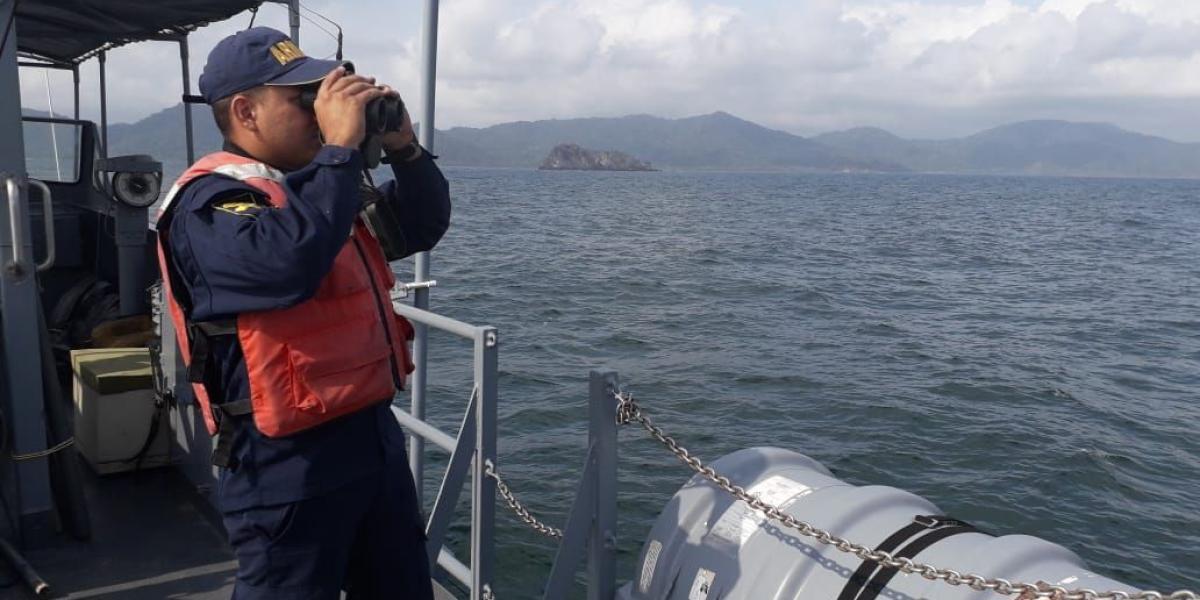 La Armada Nacional realiza constantes monitoreos para encontrar al total de personas
