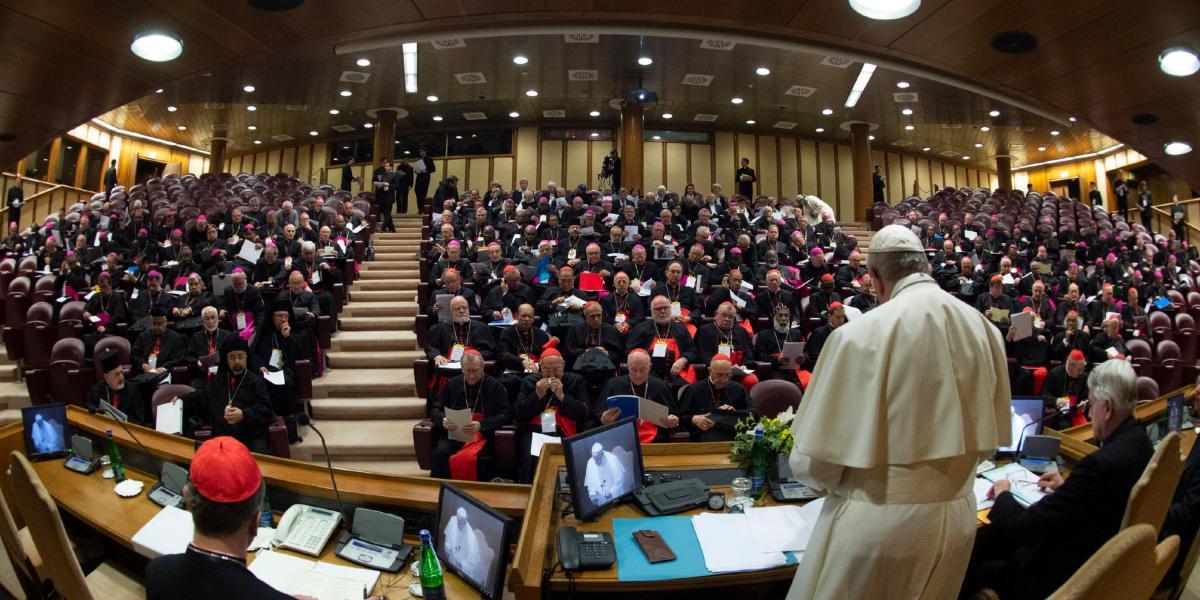 Unos 200 líderes de la Iglesia católica en el mundo se reúnen en el Vaticano para discutir acerca de uno de los asuntos que más ha manchado el nombre de esta congregación en los últimos años: la pederastia.