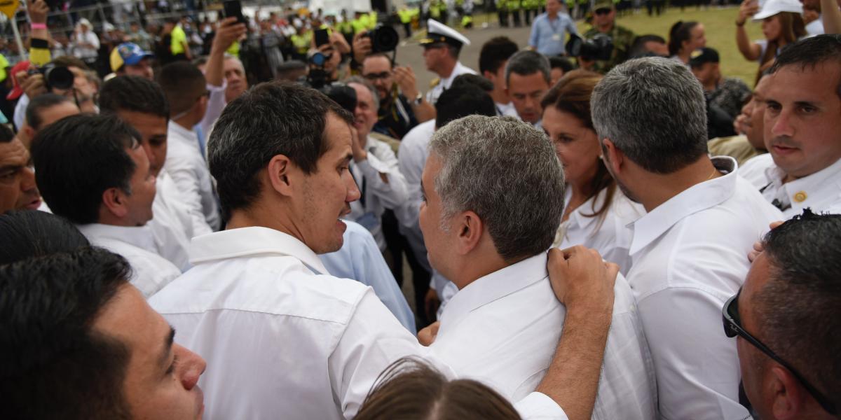 Tras un largo viaje el Presidente interino de Venezuela,Juan Guaidó, este se pudo encontrar con el presidente Iván Duque  en Cúcuta este viernes.