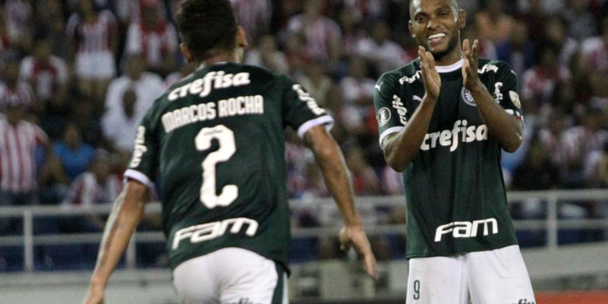 Miguel Ángel Borja celebrando el segundo gol de Palmeiras.