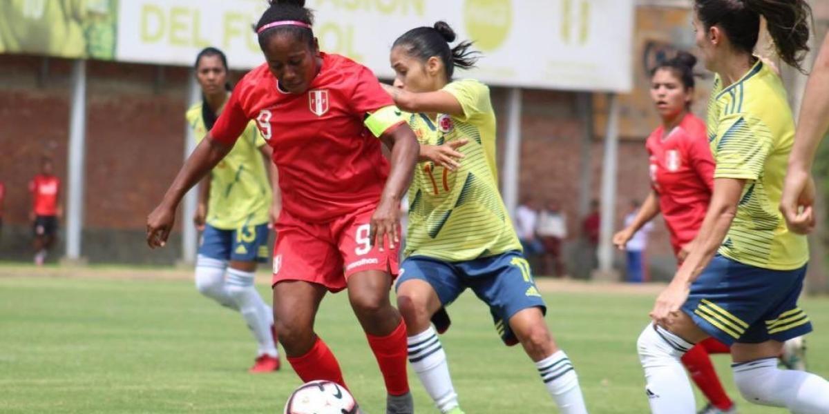 La Selección Colombia femenina en amistoso contra Perú, 4 de abril de 2019.