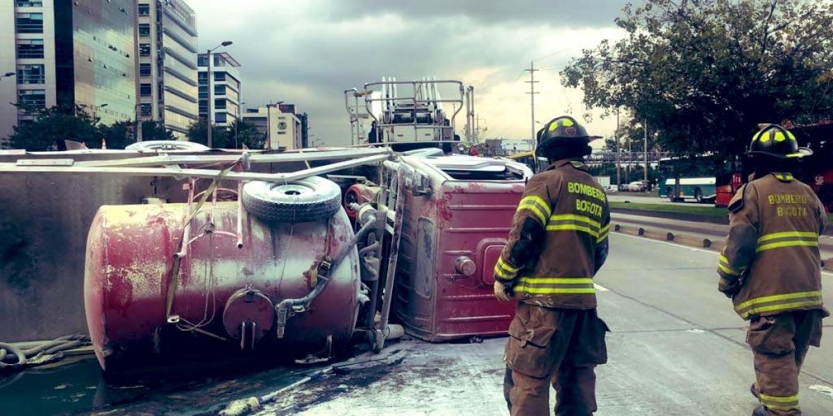 Bomberos Bogotá atendió la emergencia.