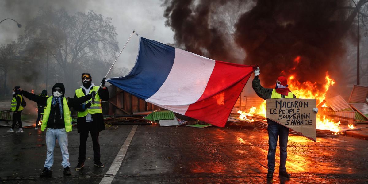 El movimiento de los ‘chalecos amarillos’ ha protagonizado grandes concentraciones e, incluso, violentas manifestaciones en París y otras ciudades francesas, en rechazo al aumento de los impuestos y el alto costo de vida.