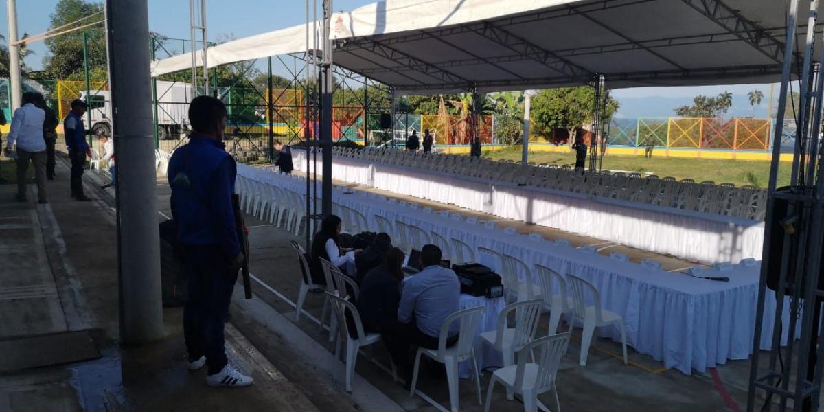 Unas 200 sillas quedaron vacías este martes en Caldono (Cauca) luego de que los líderes indígenas se rehusaran a reunirse con el presidente Duque.
