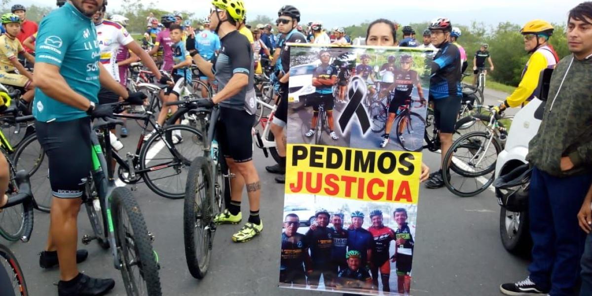 Movilización en rechazo a la  muerte de los hermanos ciclistas recorrió las vías del Tolima.