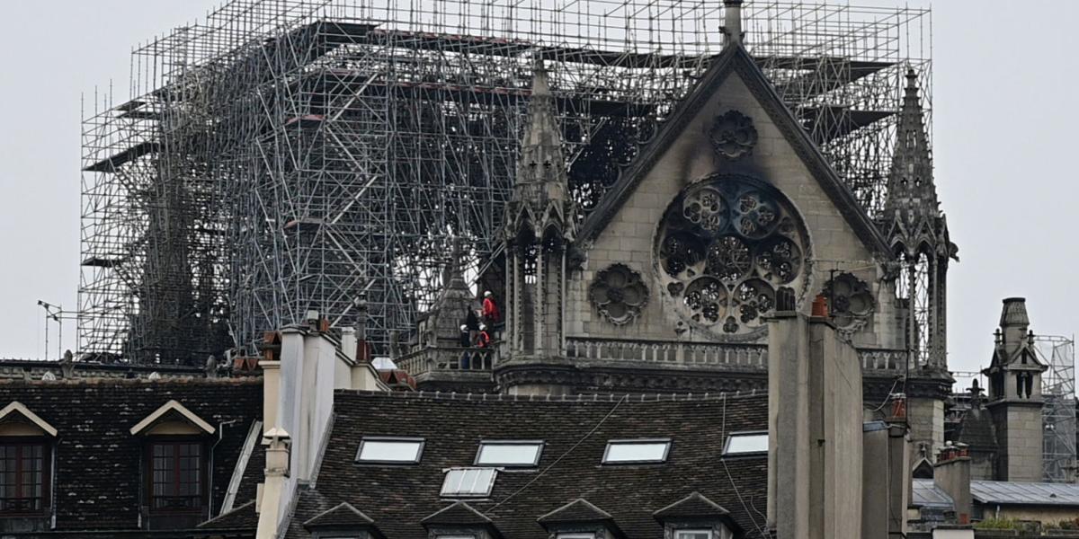 El incendio en la Catedral de Notre Dame comenzó a las 6:50 p. m. (hora de Francia).