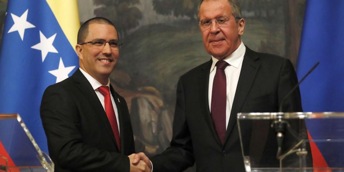 El canciller de Venezuela, Jorge Arreaza, dijo, en su reunión con su homólogo ruso, Sergei Lavrov, que este es el momento del diálogo en Venezuela.