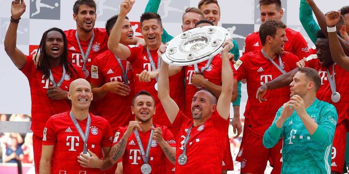 James Rodríguez y la celebración del título con el Bayern Múnich.
