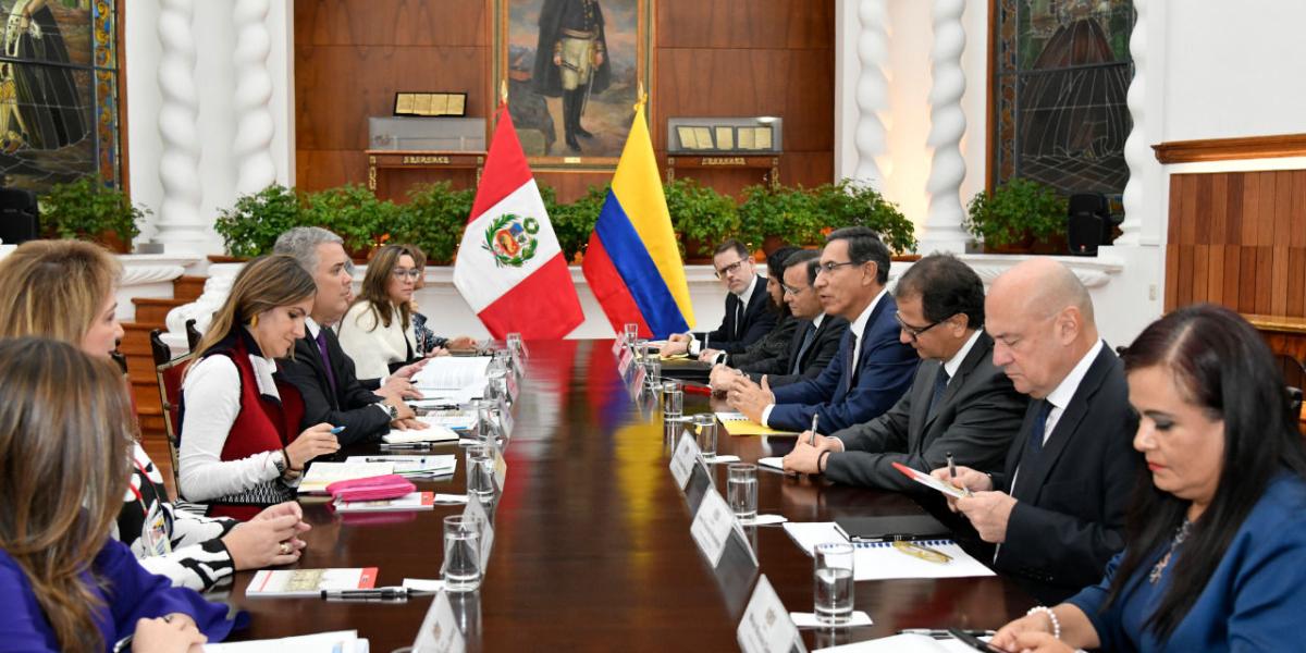 El presidente de Perú, Martín Vizcarra, recibió al mandatario colombiano, Iván Duque, en Lima, Perú.