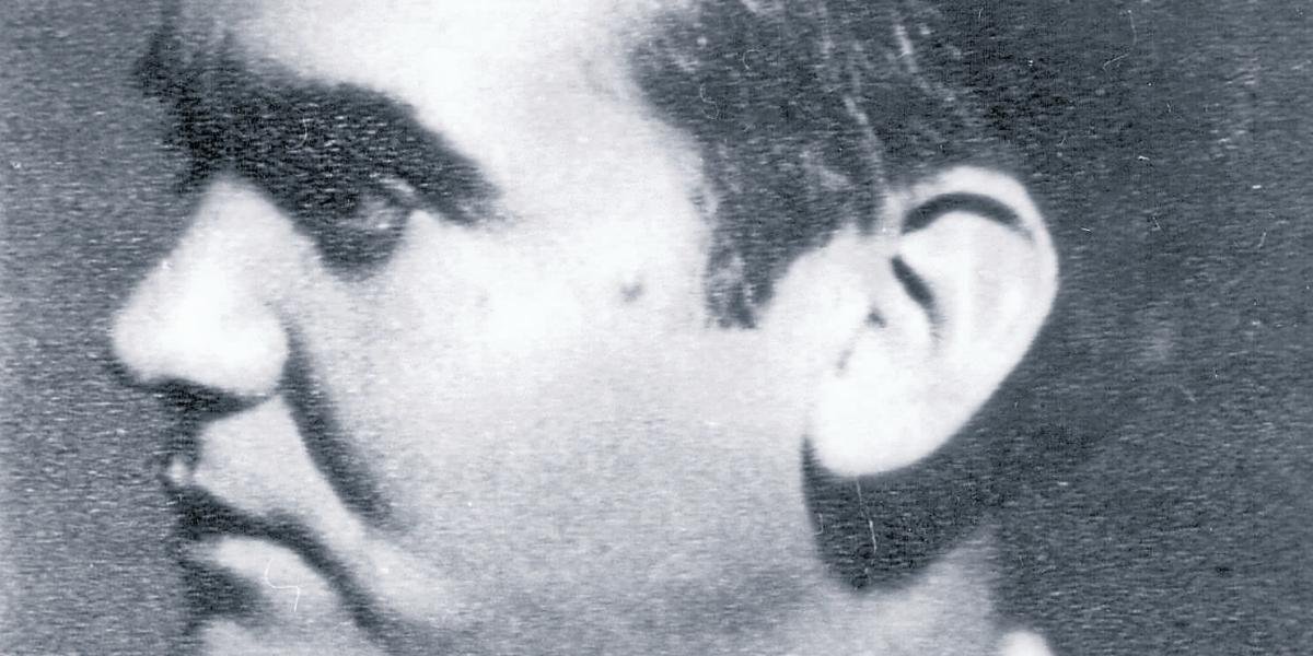 Fotografía sin fecha exacta (1936) del poeta granadino Federico García Lorca.