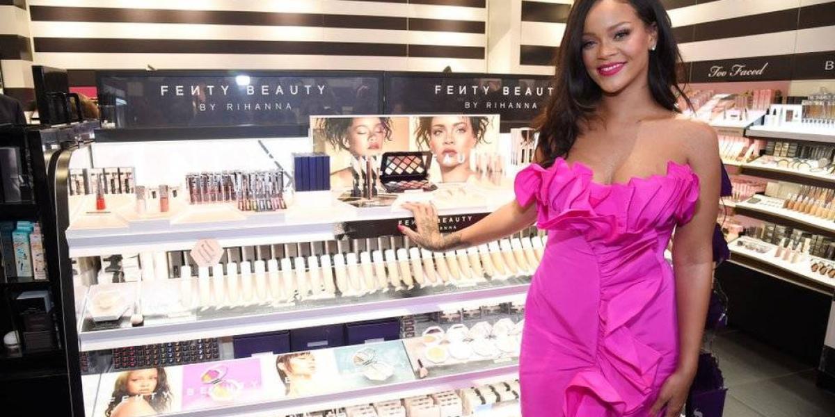 La cantante convertida en empresaria Rihanna aparece en la lista gracias a sus marcas de lencería Fenty Beauty y Savage.