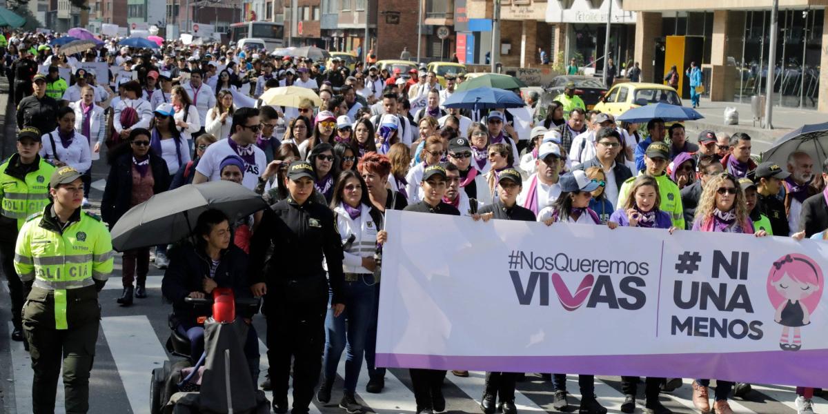 Imagen de marcha contra el feminicidio en Bogotá.