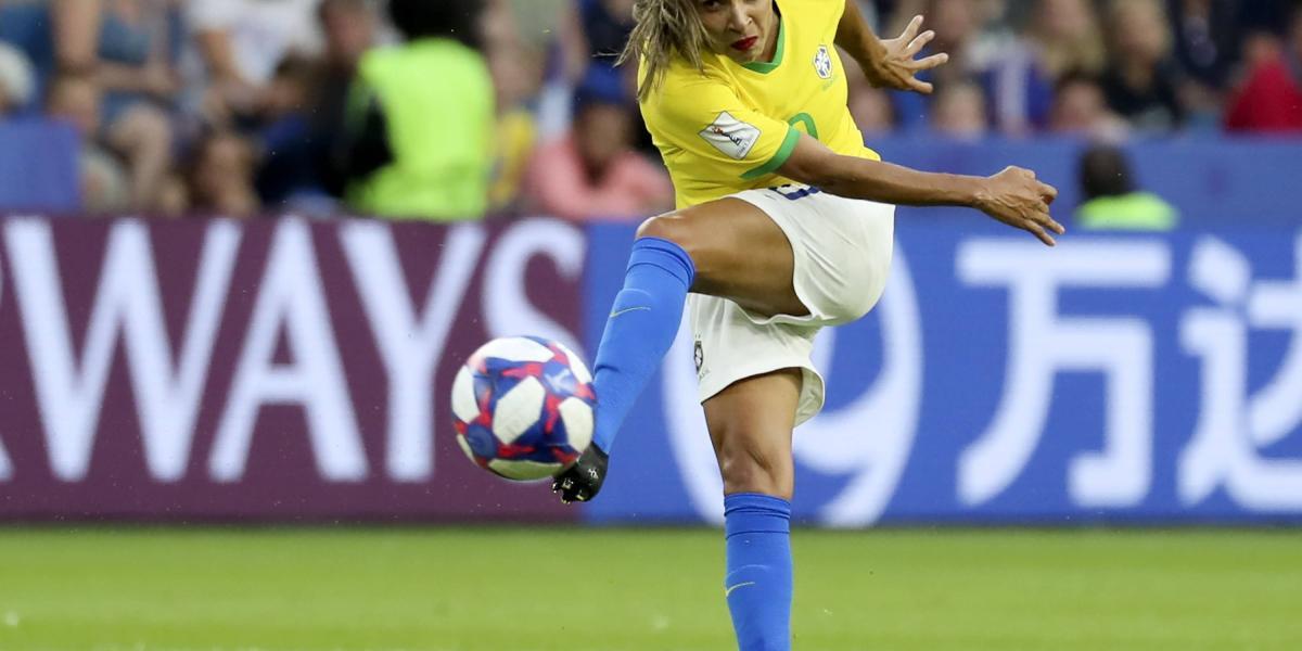 Marta tiene 33 años y pese a ser elegida varias veces como la mejor futbolista por la Fifa, aún no ha levantado un trofeo de campeón mundial.