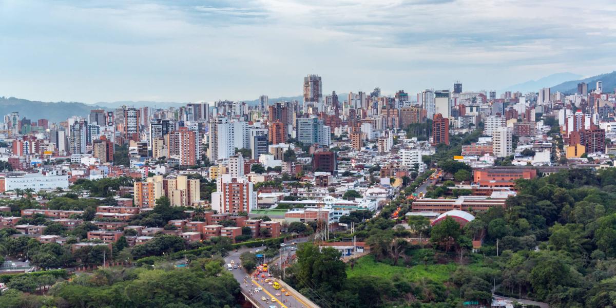 Santander tuvo un alza de 2,2 % en su PIB. Esta región se une a Bogotá, Valle, Antioquia y Cundinamarca en la representación de más del 50 % del PIB de toda Colombia.