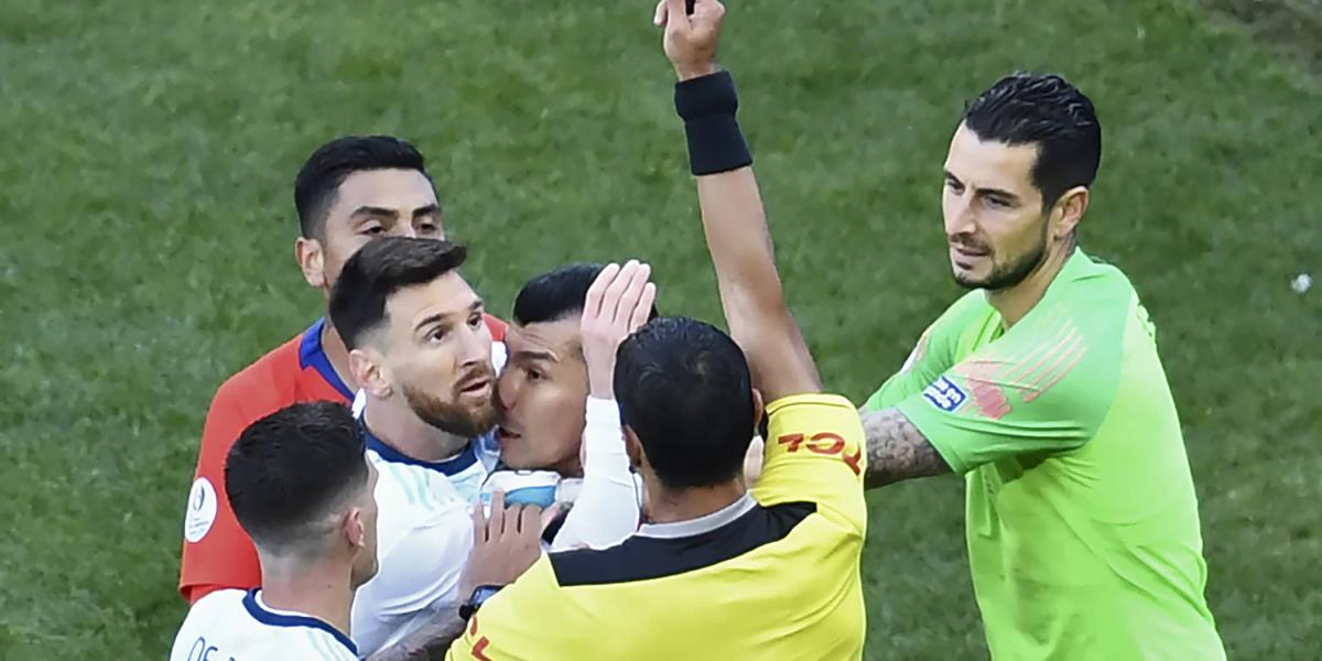 Lionel Messi recibió la tarjeta roja en el partido por el tercer puesto de la Copa América 2019.