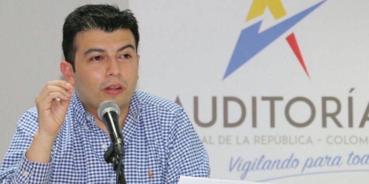 El contralor delegado para la participación ciudadana, Luis Carlos Pineda, anunció que en Colombia existen 'elefantes blancos' por todos lados.