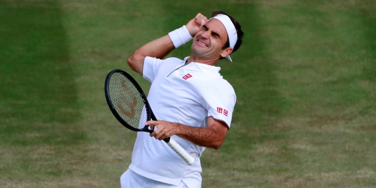 Roger Federer celebra su victoria.