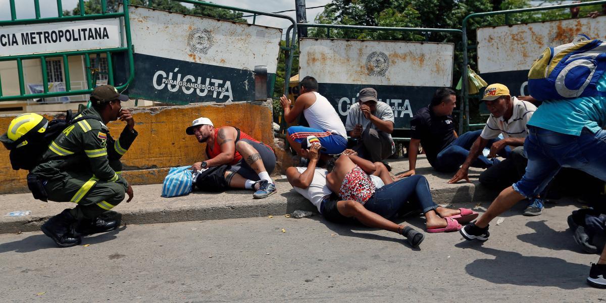 El 3 de mayo, justo al lado del fronterizo puente Simón Bolívar se registró una balacera entre delincuentes que controlan las trochas, dejando como saldo un muerto y un herido.