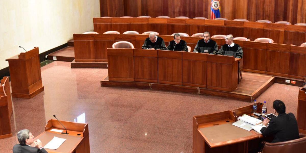 Audiencia en el Consejo de Estado por pérdida de investidura contra Álvaro Uribe