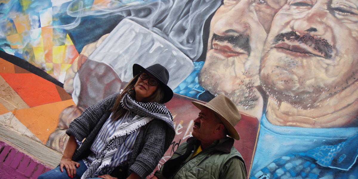 Los habitantes de Ciudad Bolívar se sienten felices de verse reflejados en los muros de su localidad.